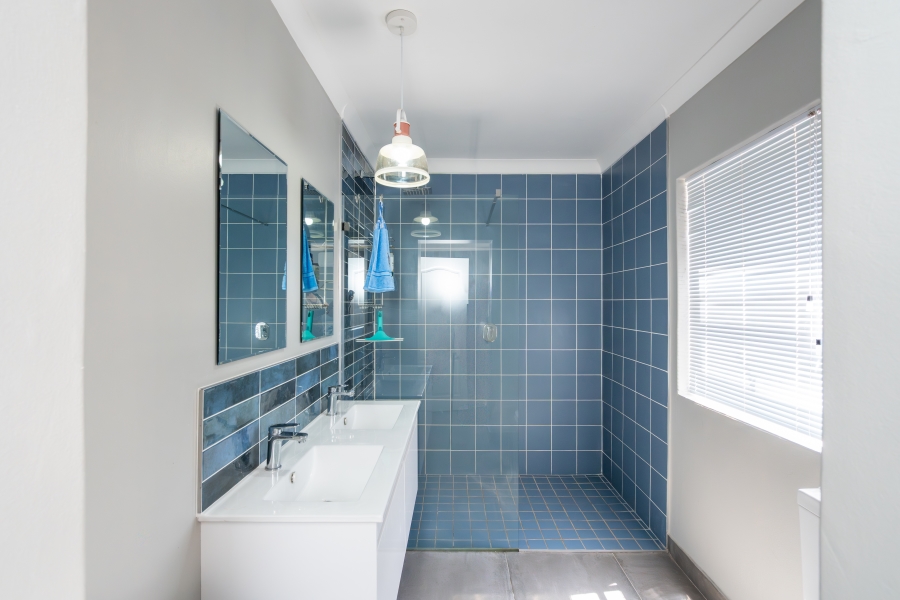 4 Bedroom Property for Sale in Myburgh Park Western Cape